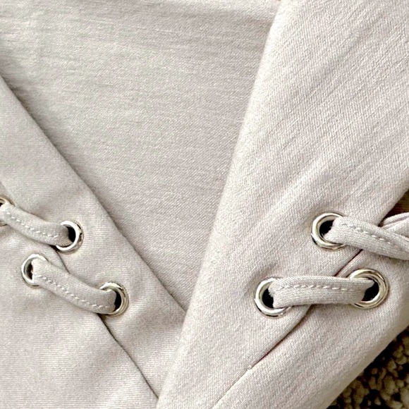 ๐๐ RENUAR Khaki Cropped Pantsโ | Preppy Fall Laced Ankle Dockside Chic Sz 4 - Picture 3 of 6